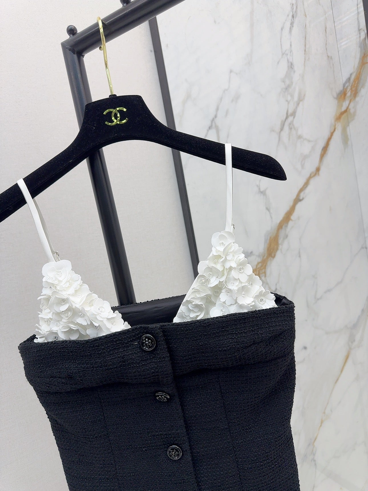 Ch 25ss woven camisole