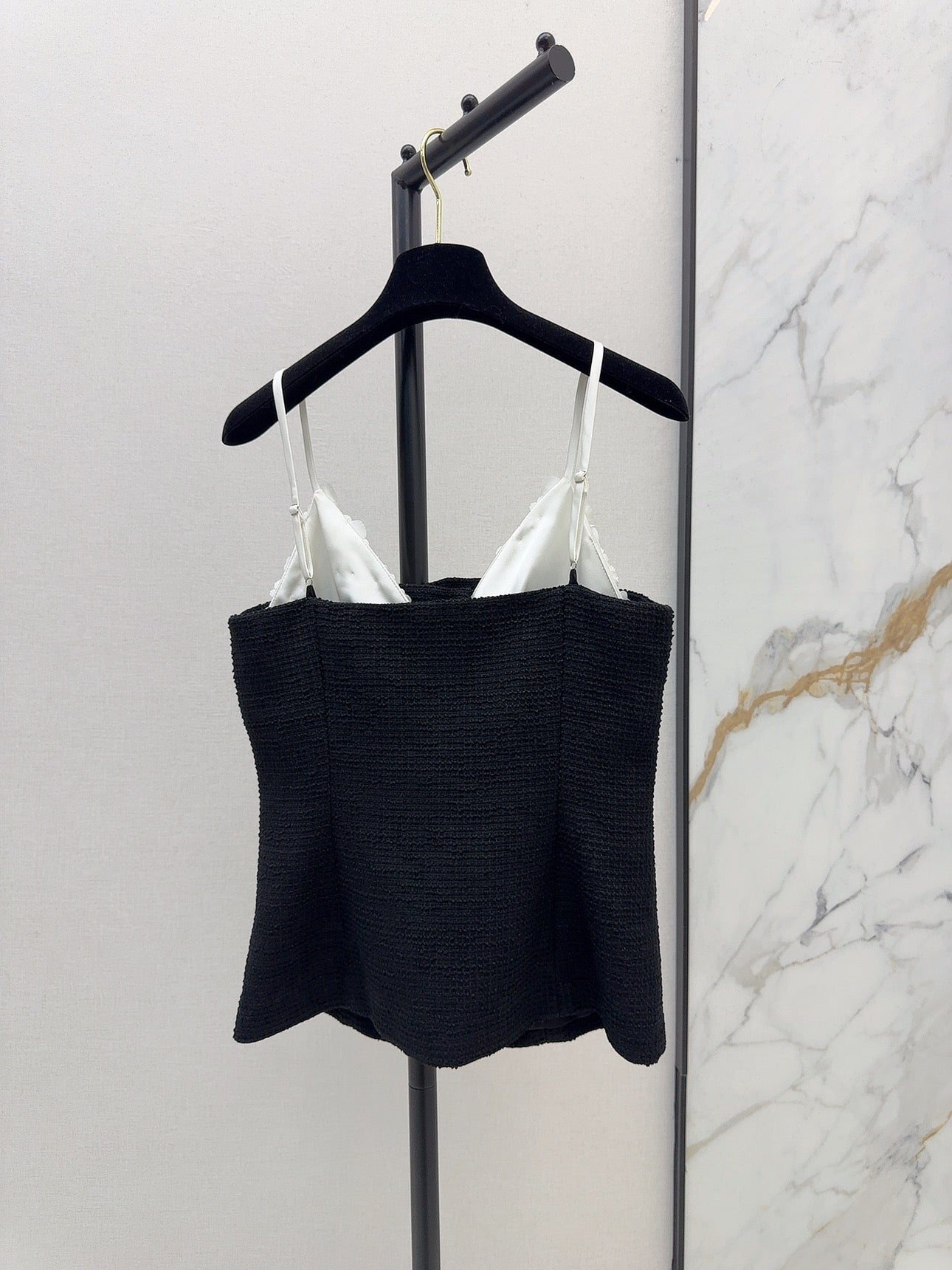 Ch 25ss woven camisole