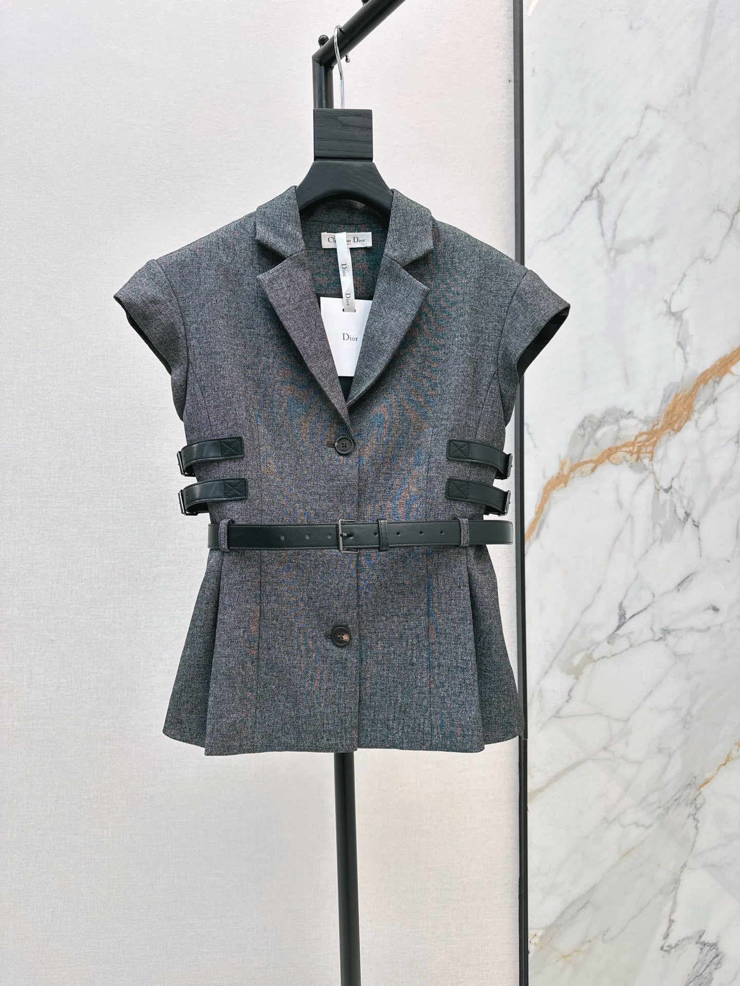 25ss sleeveless jacket