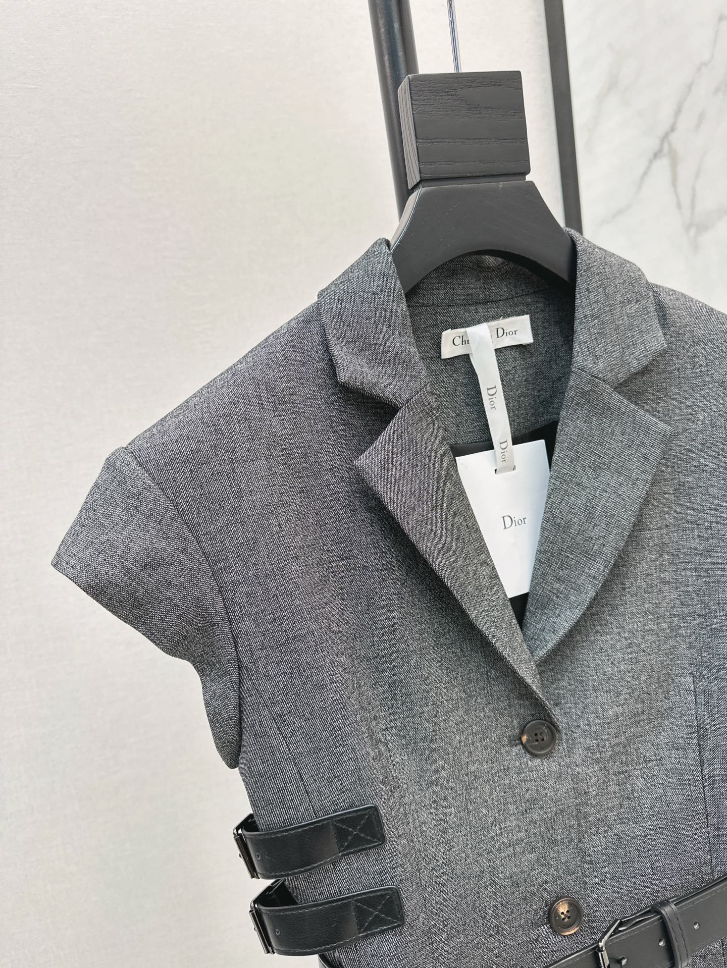 25ss sleeveless jacket