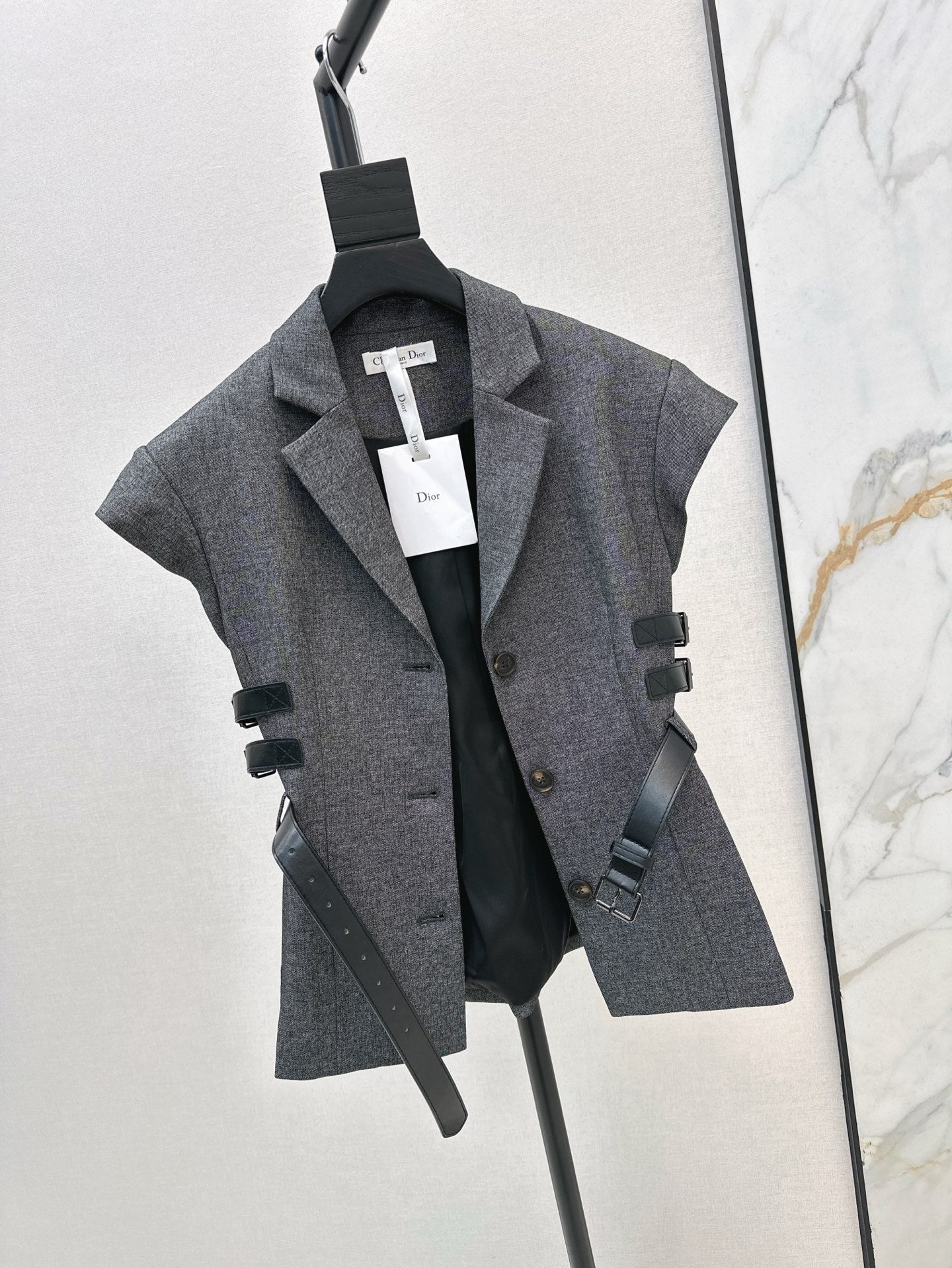 25ss sleeveless jacket