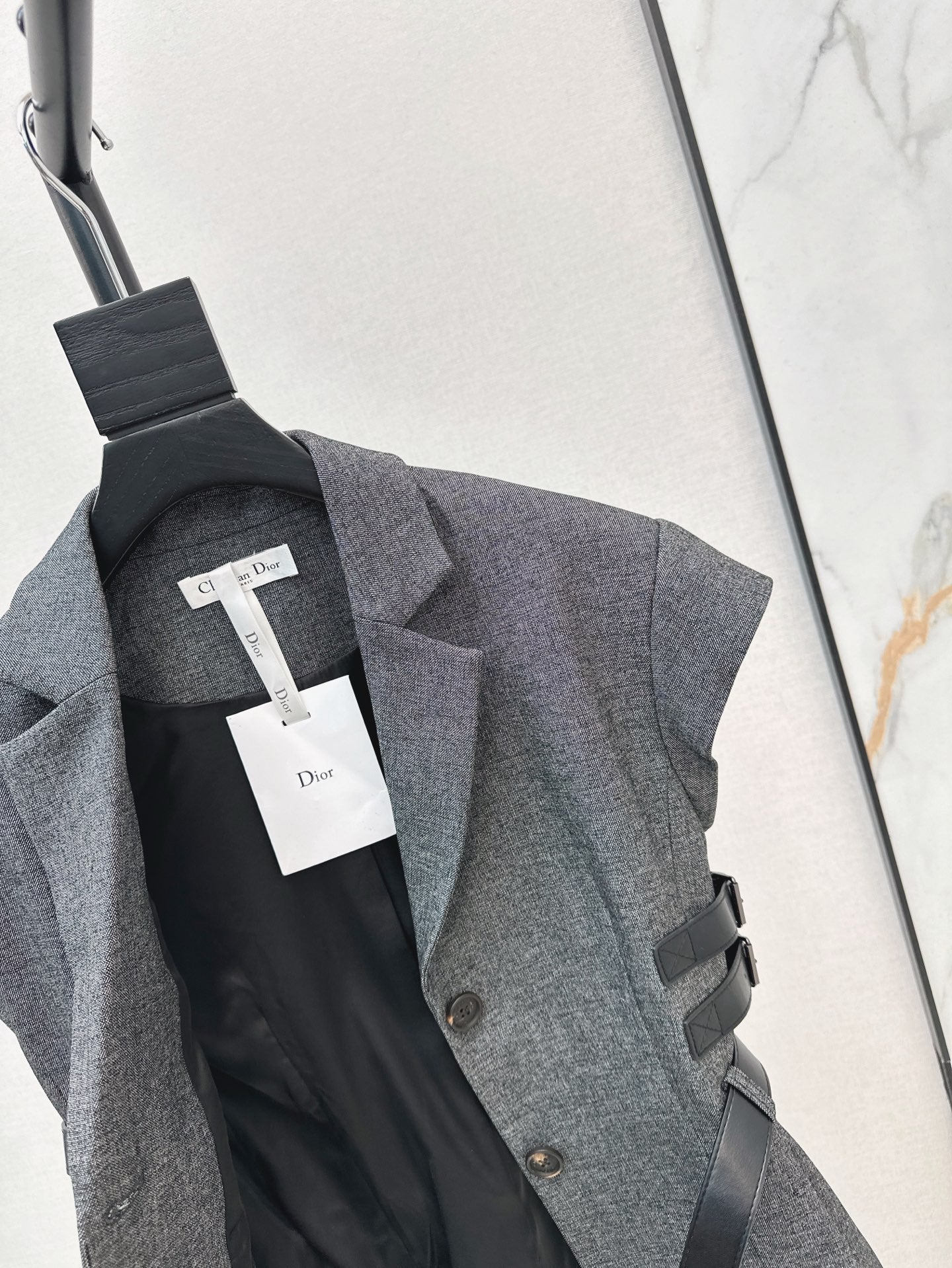 25ss sleeveless jacket