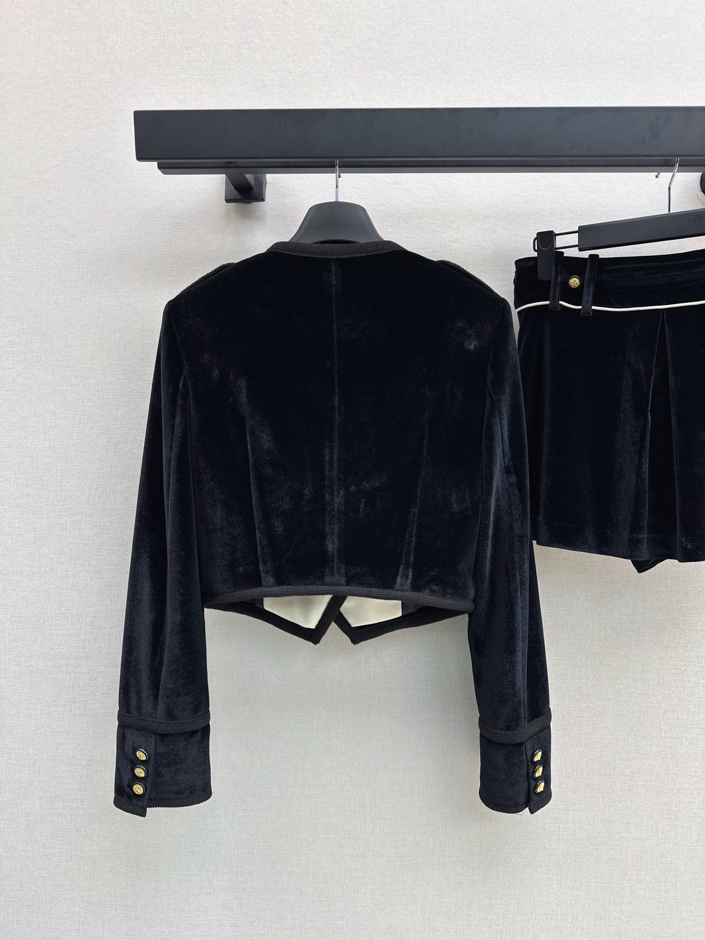 25ss flocked set