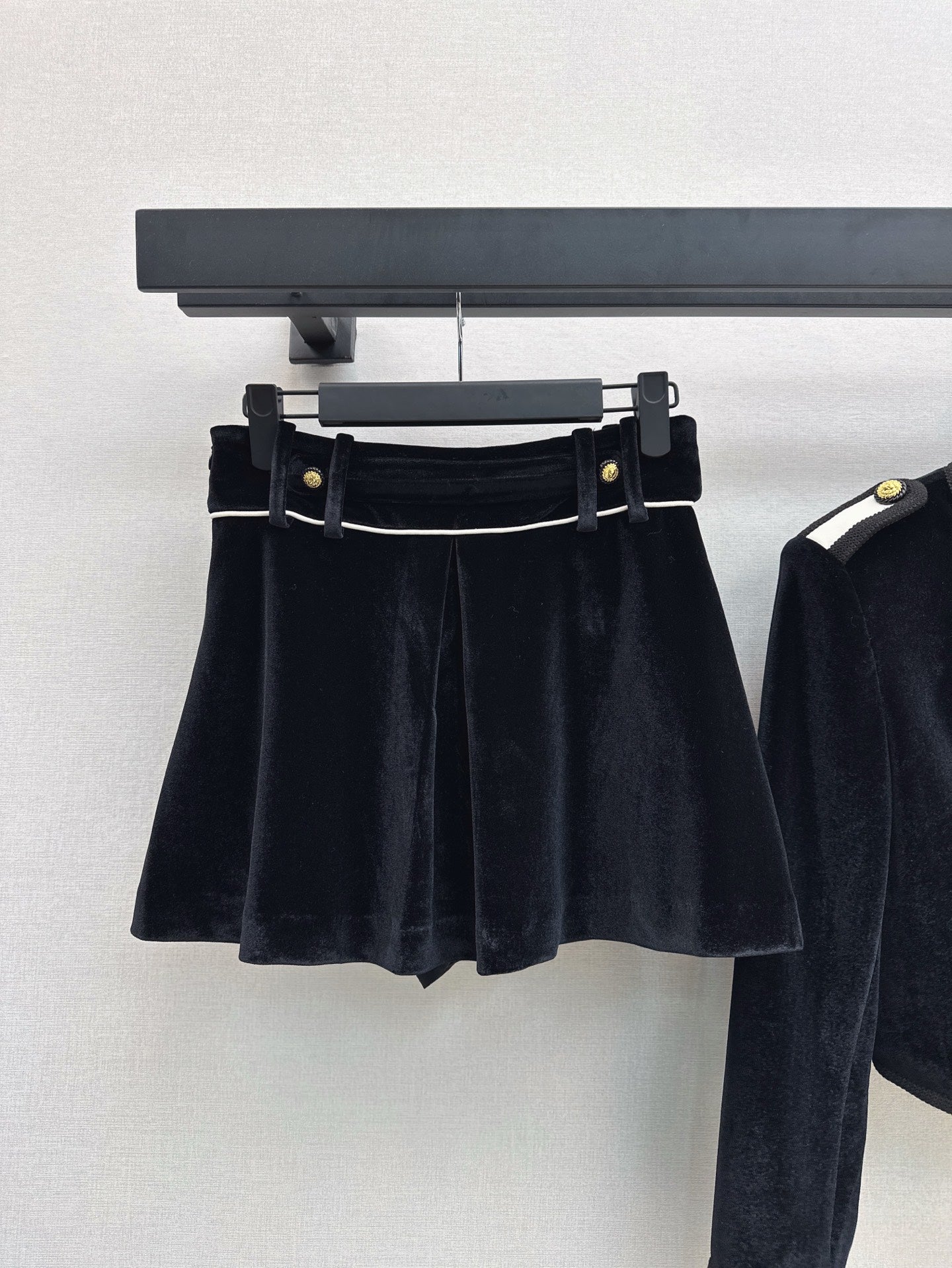 25ss flocked set