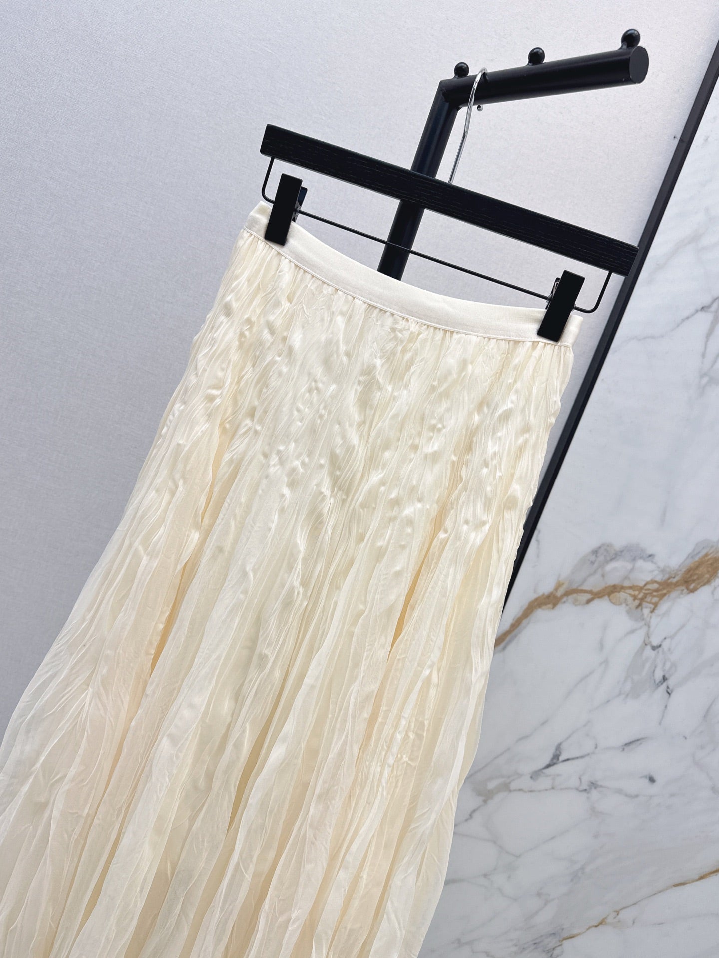 25ss pleated skirt