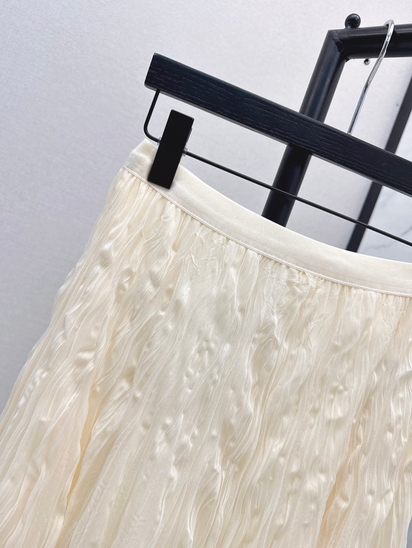 25ss pleated skirt