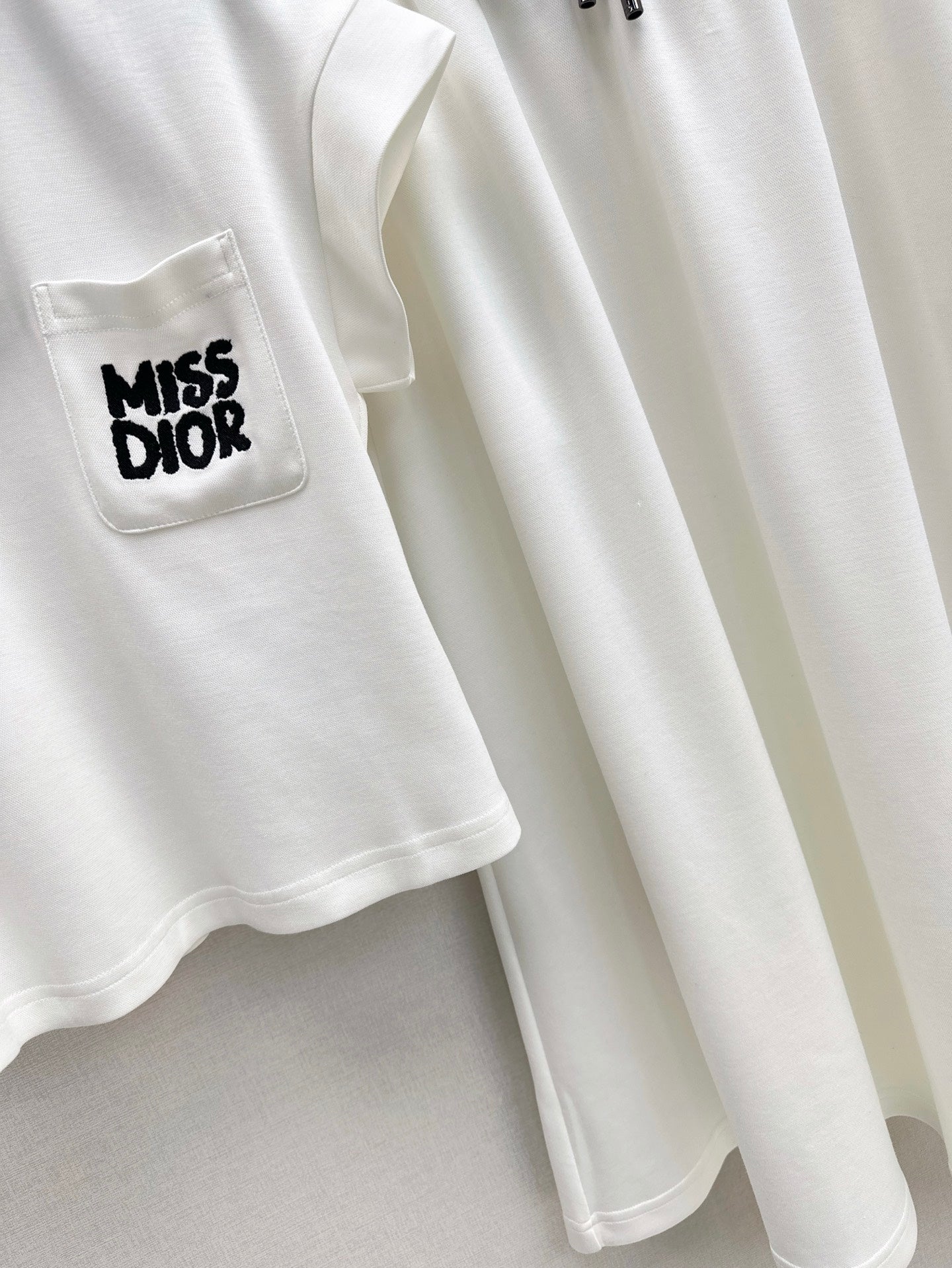 25ss miss skirt set
