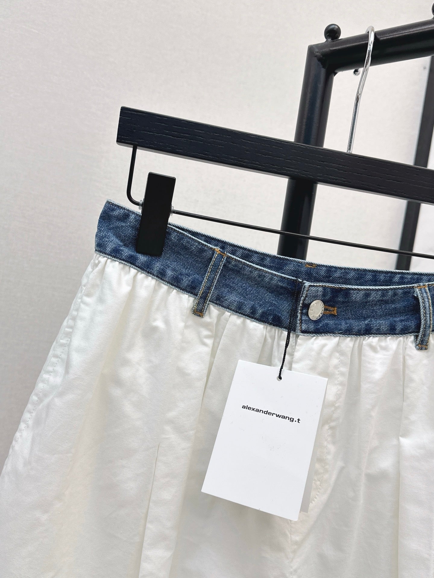 25ss embroidered skirt