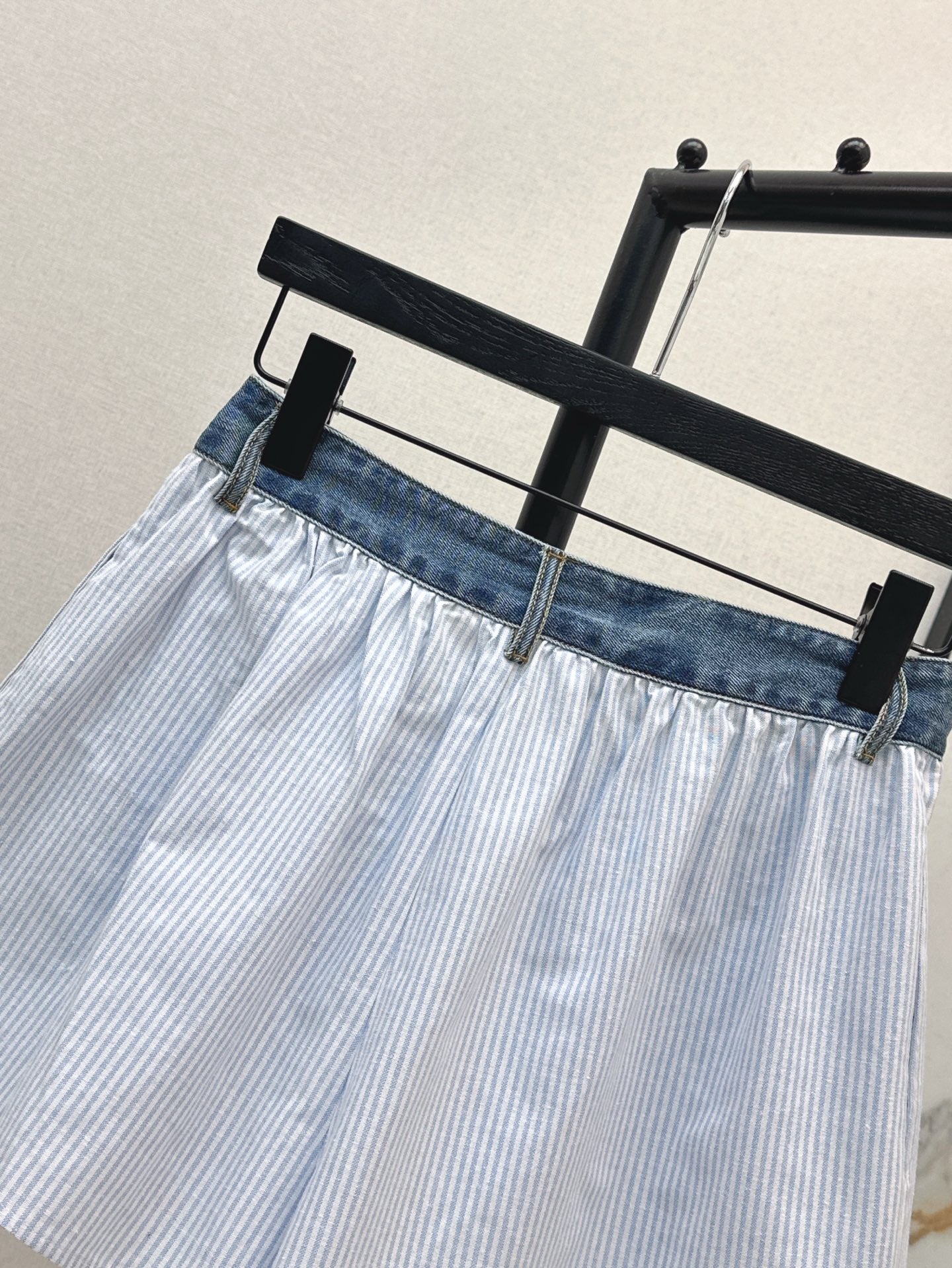 25ss embroidered skirt