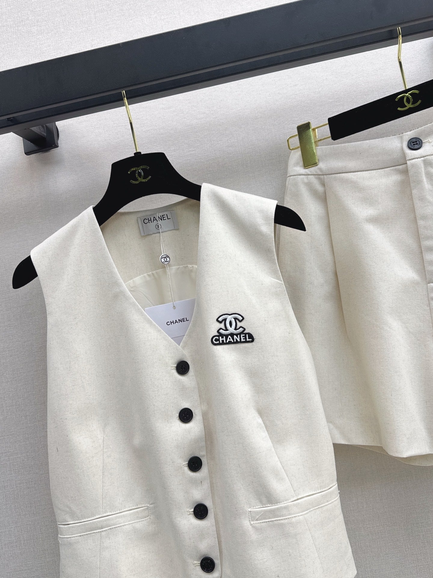25ss vest short set