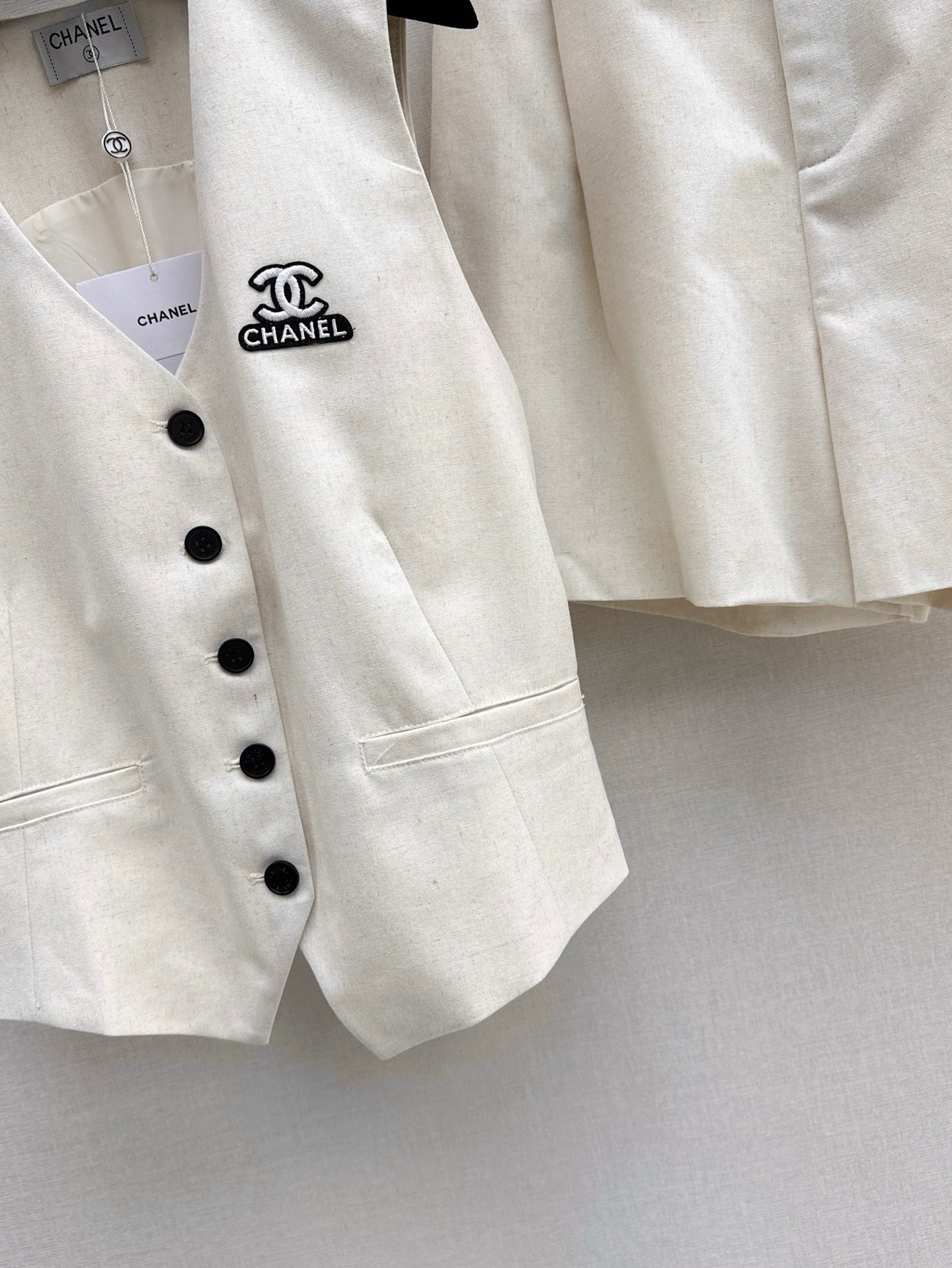 25ss vest short set
