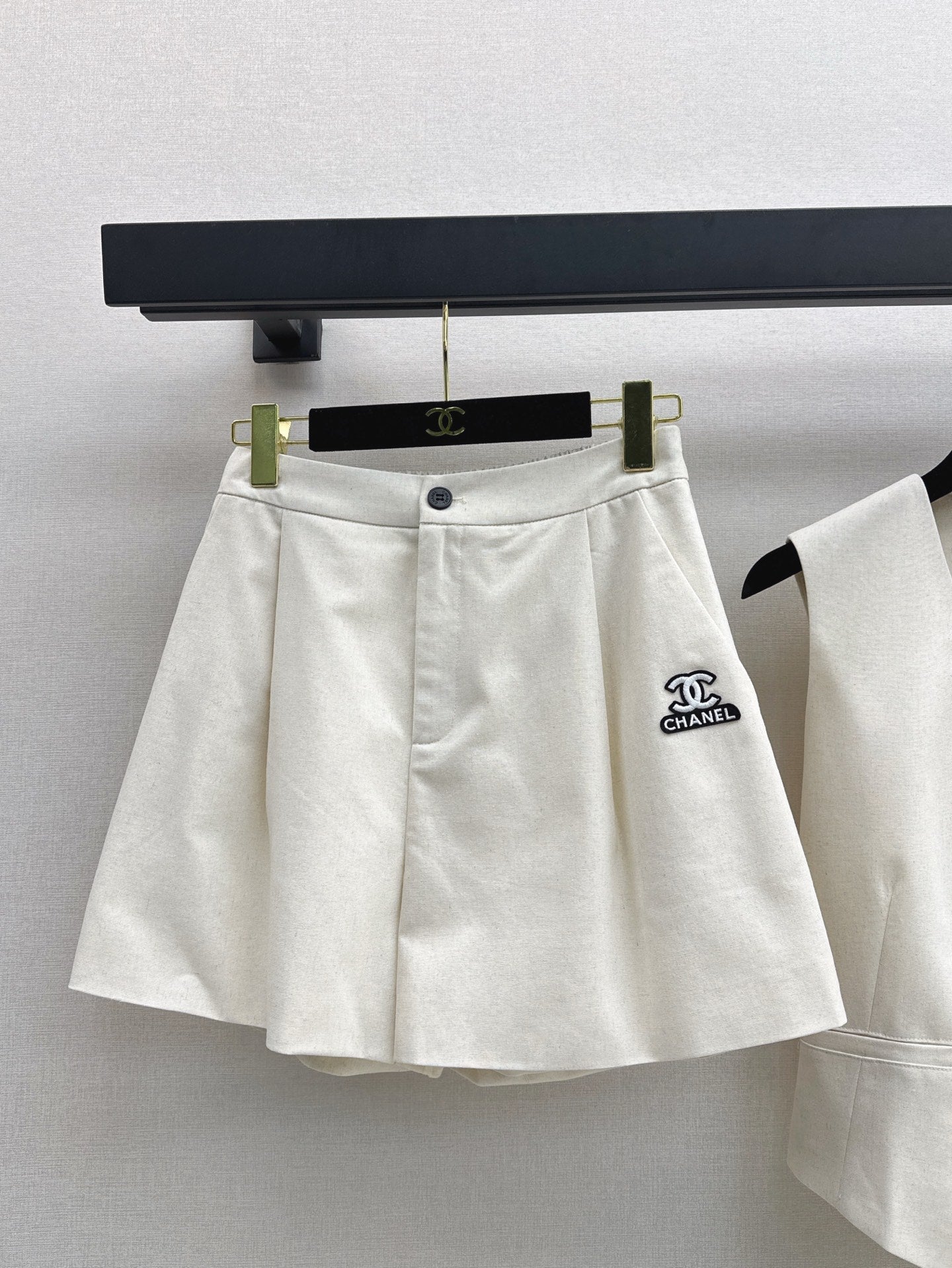 25ss vest short set