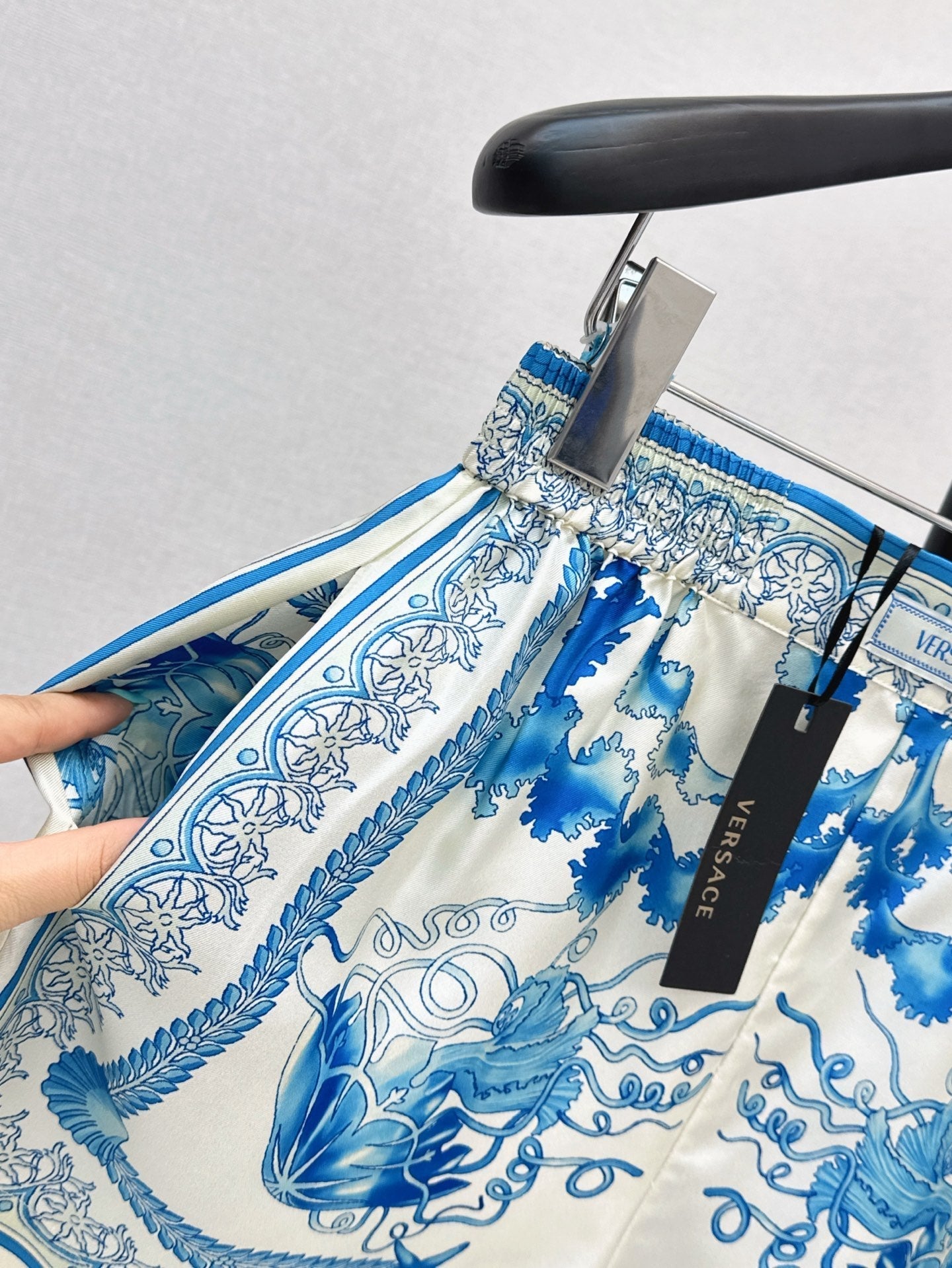 25ss silk short