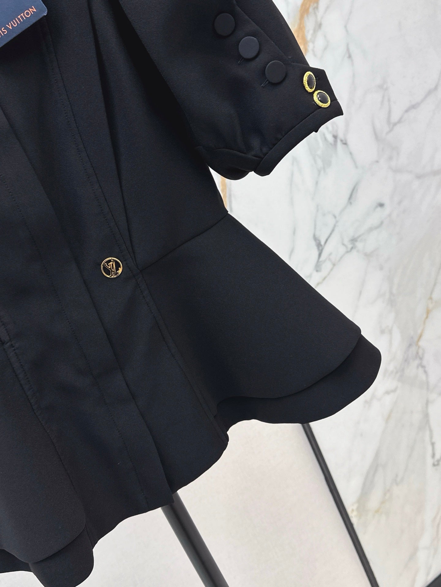 25ss ruffle coat