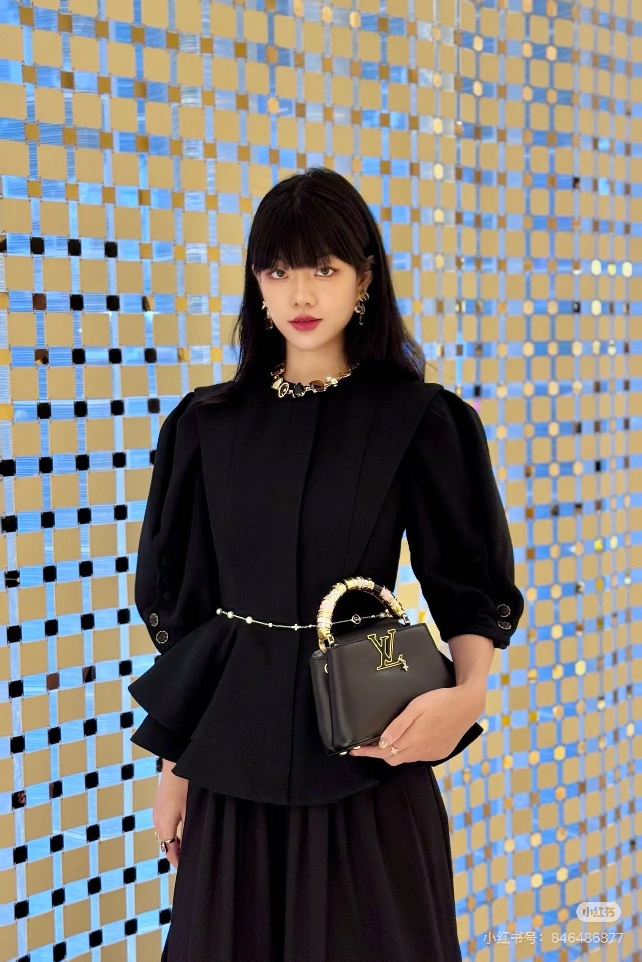 25ss ruffle coat