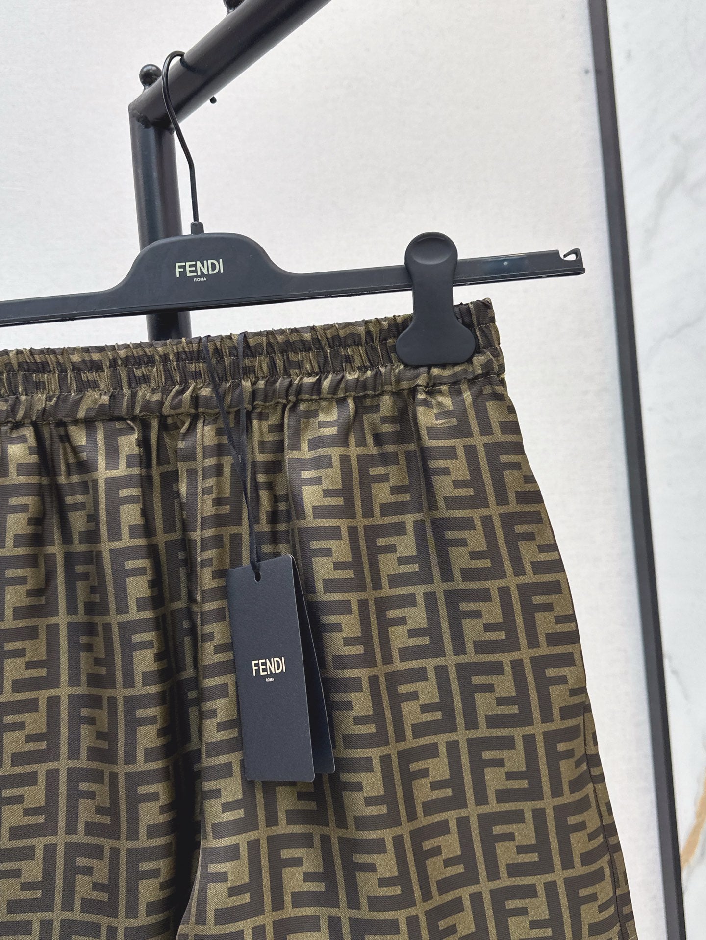 25ss silk short