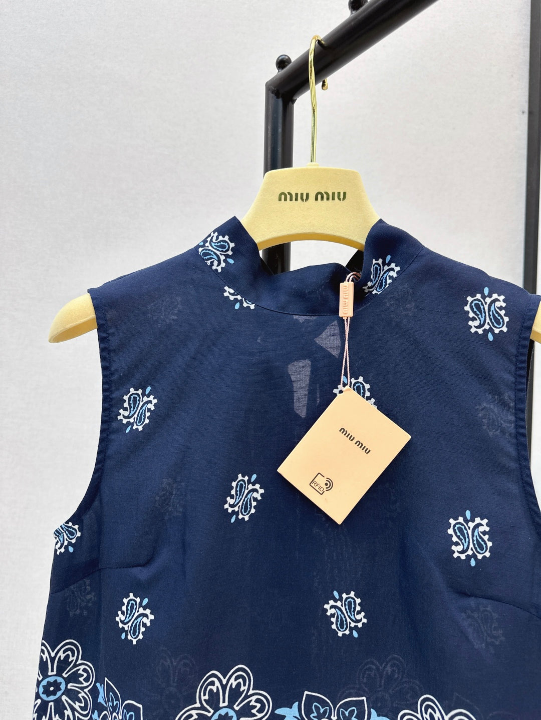 25ss linen vest
