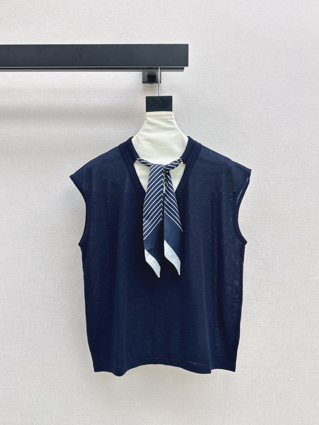 25ss knit vest