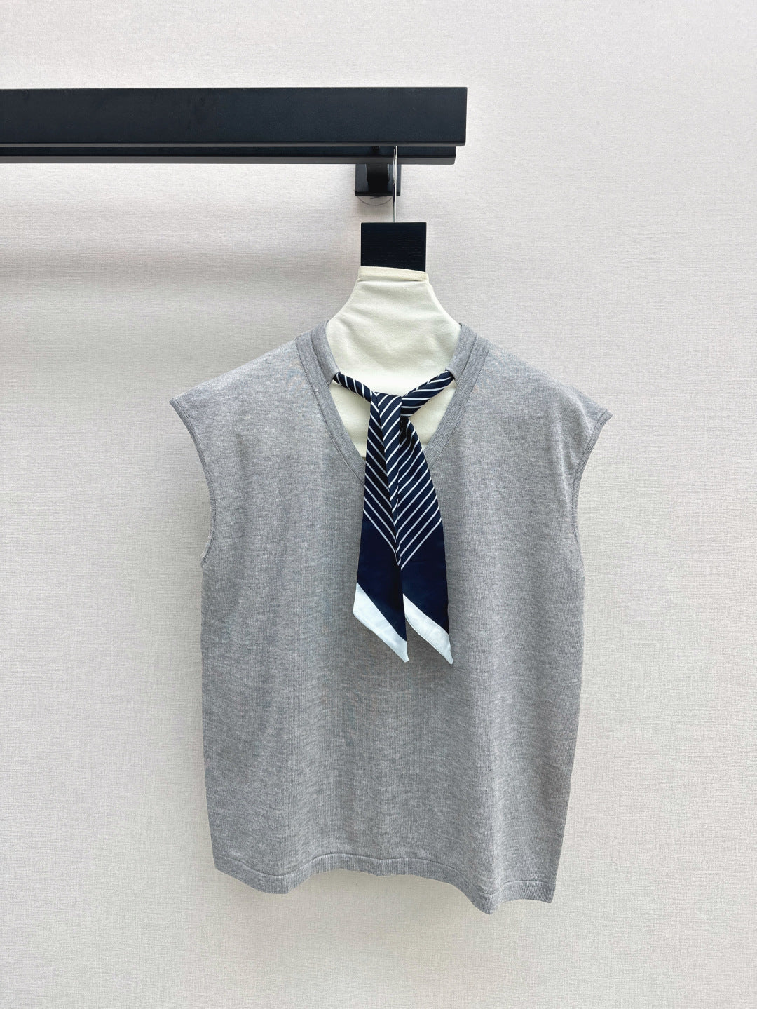 25ss knit vest