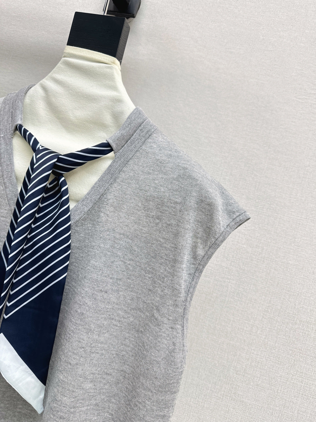 25ss knit vest