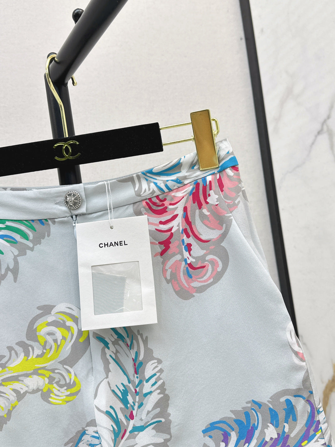 25ss silk short