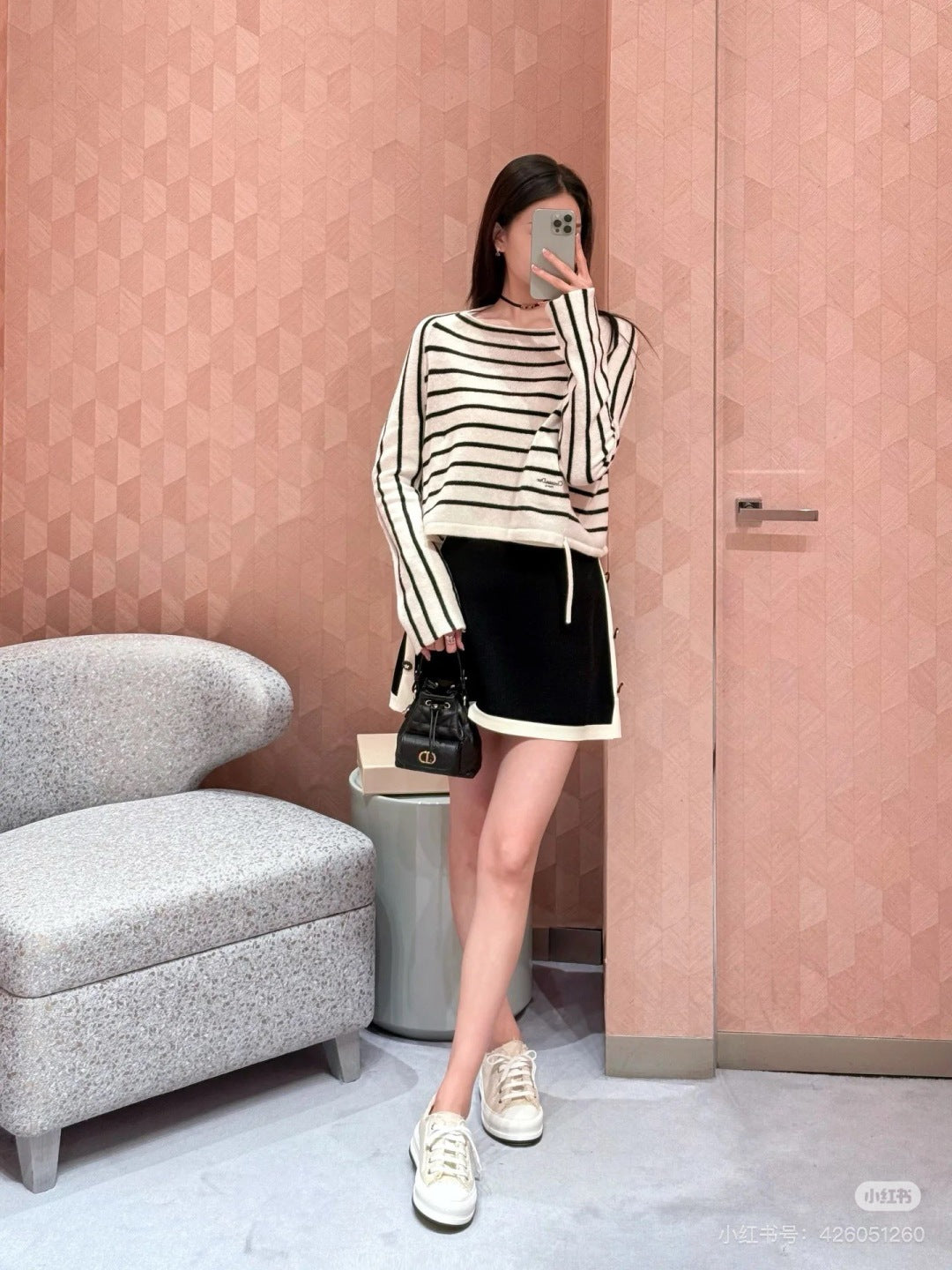 25ss miss D sweater