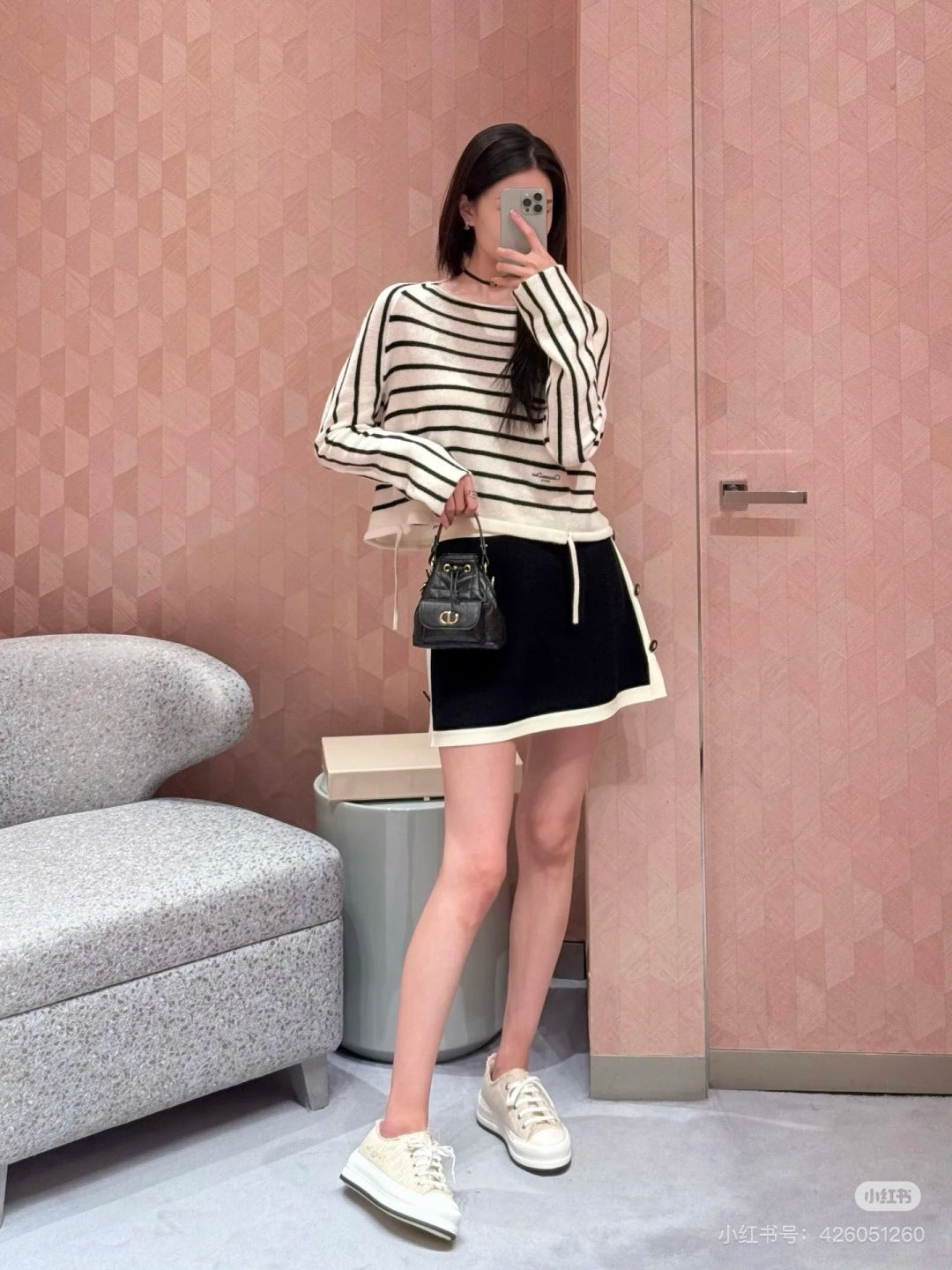 25ss miss D sweater