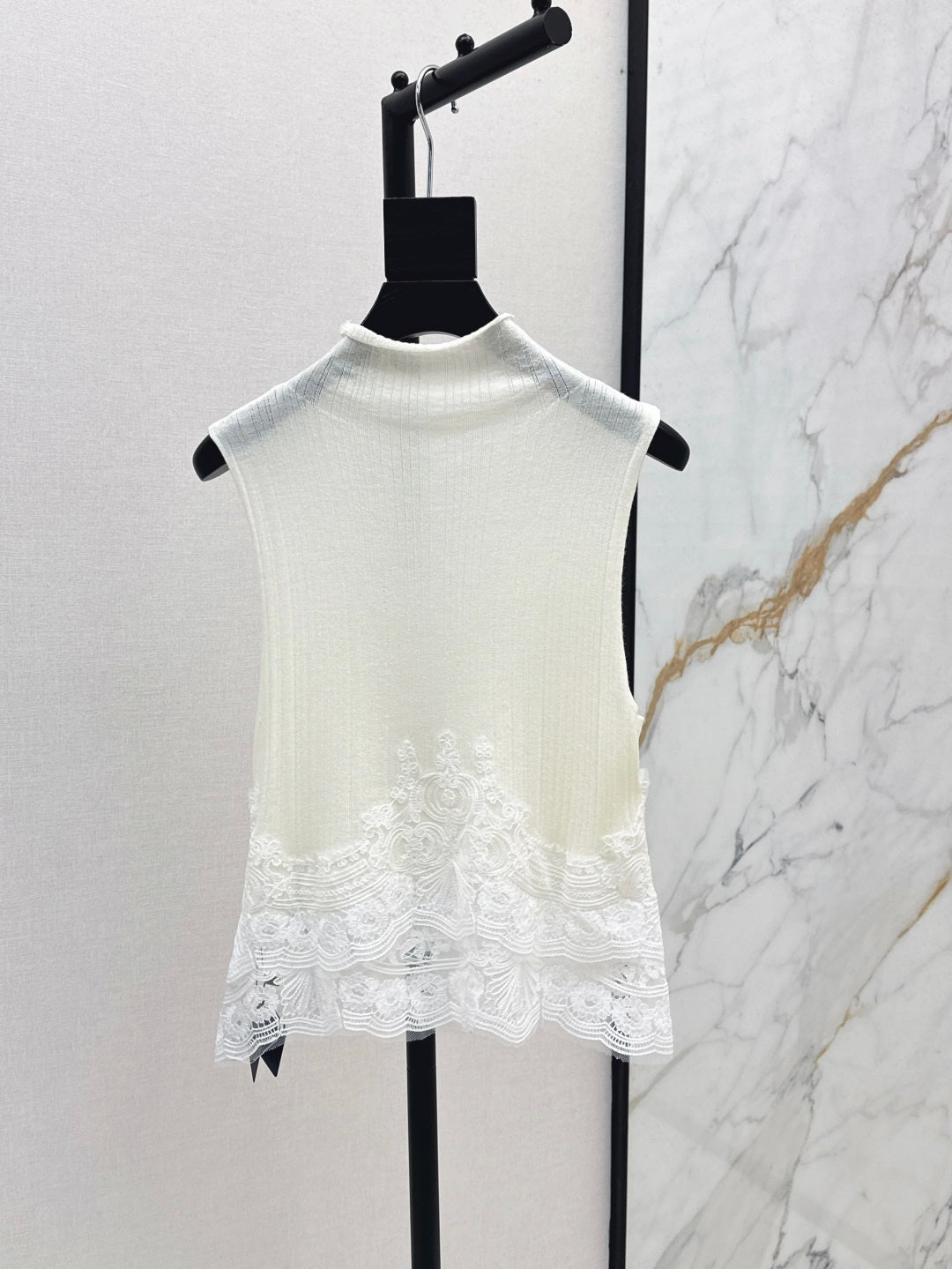 25fw lace knit vest