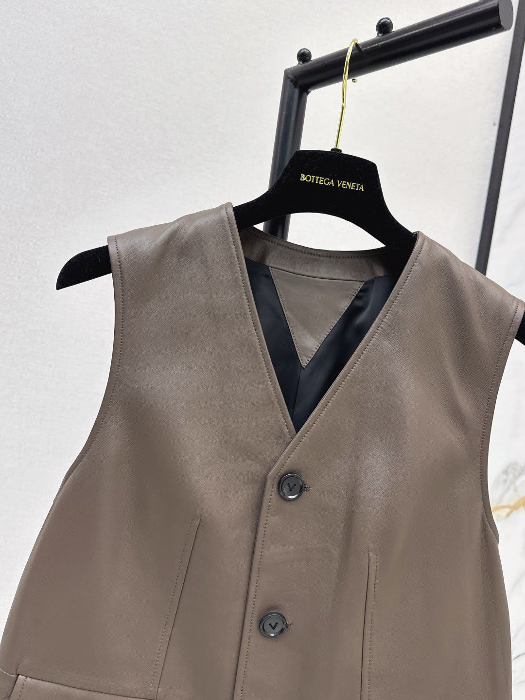 25ss leather vest