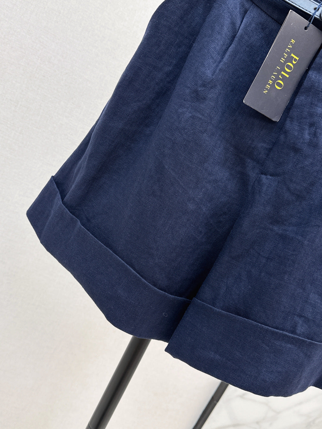 25fw linen short