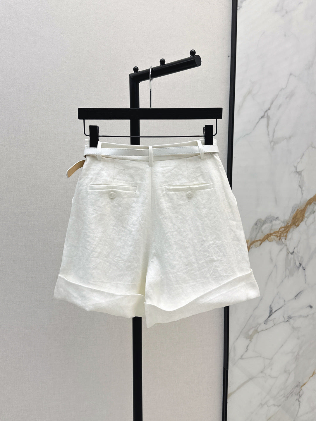 25fw linen short