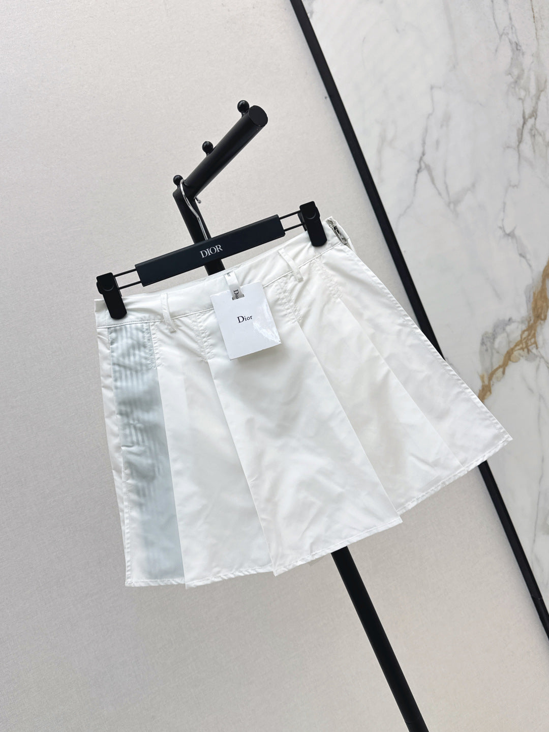 25ss pleated skort