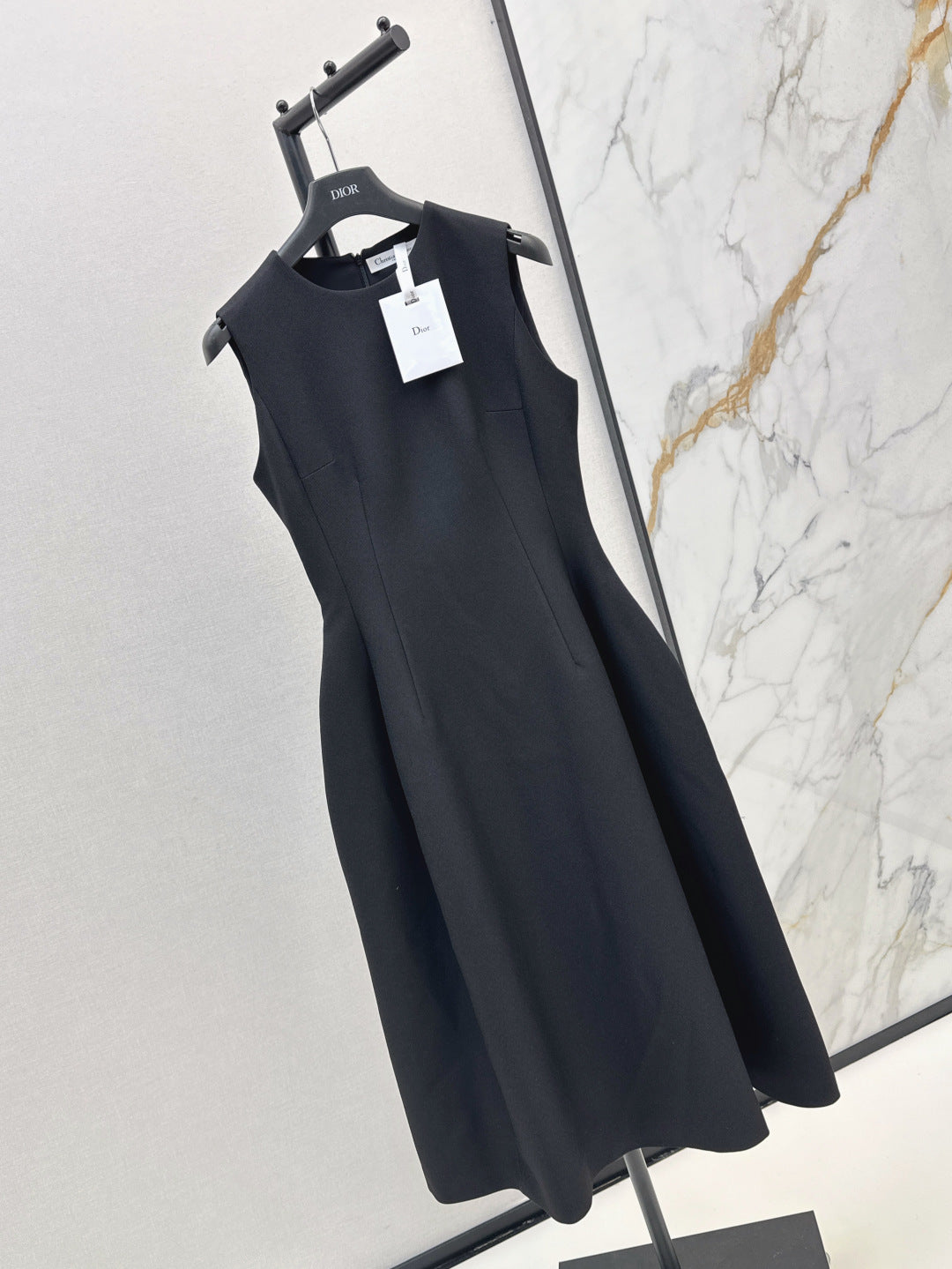 25fw sleeveless dress