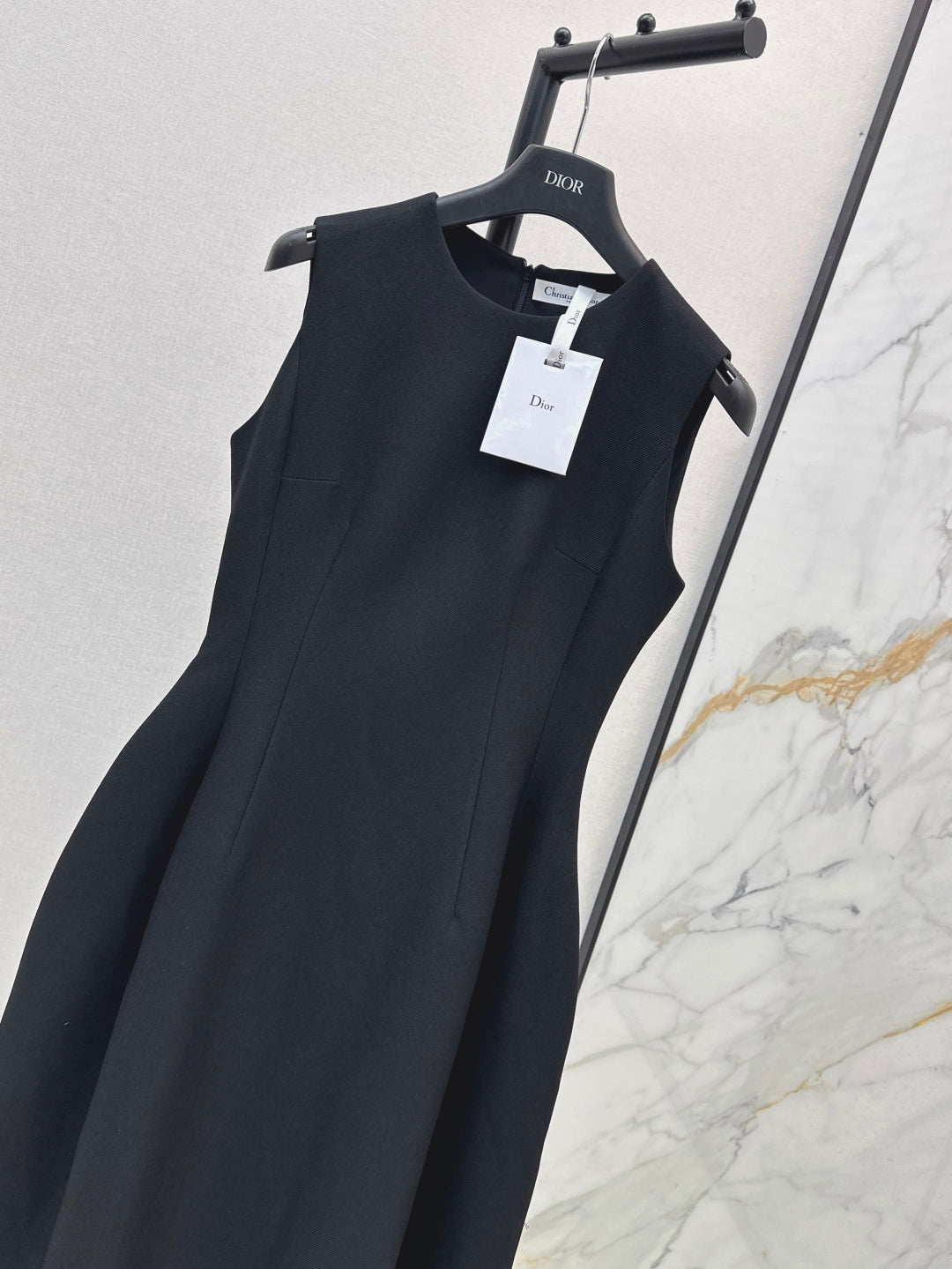 25fw sleeveless dress
