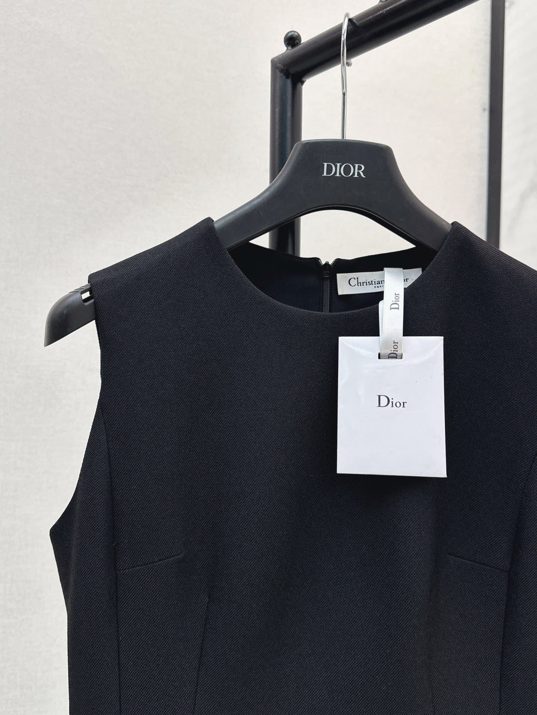 25fw sleeveless dress
