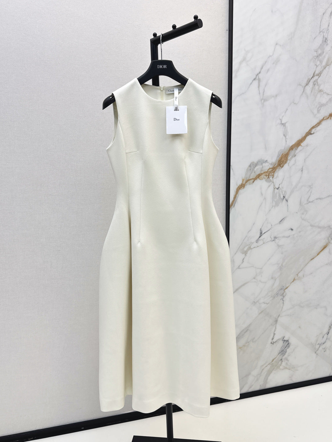 25fw sleeveless dress