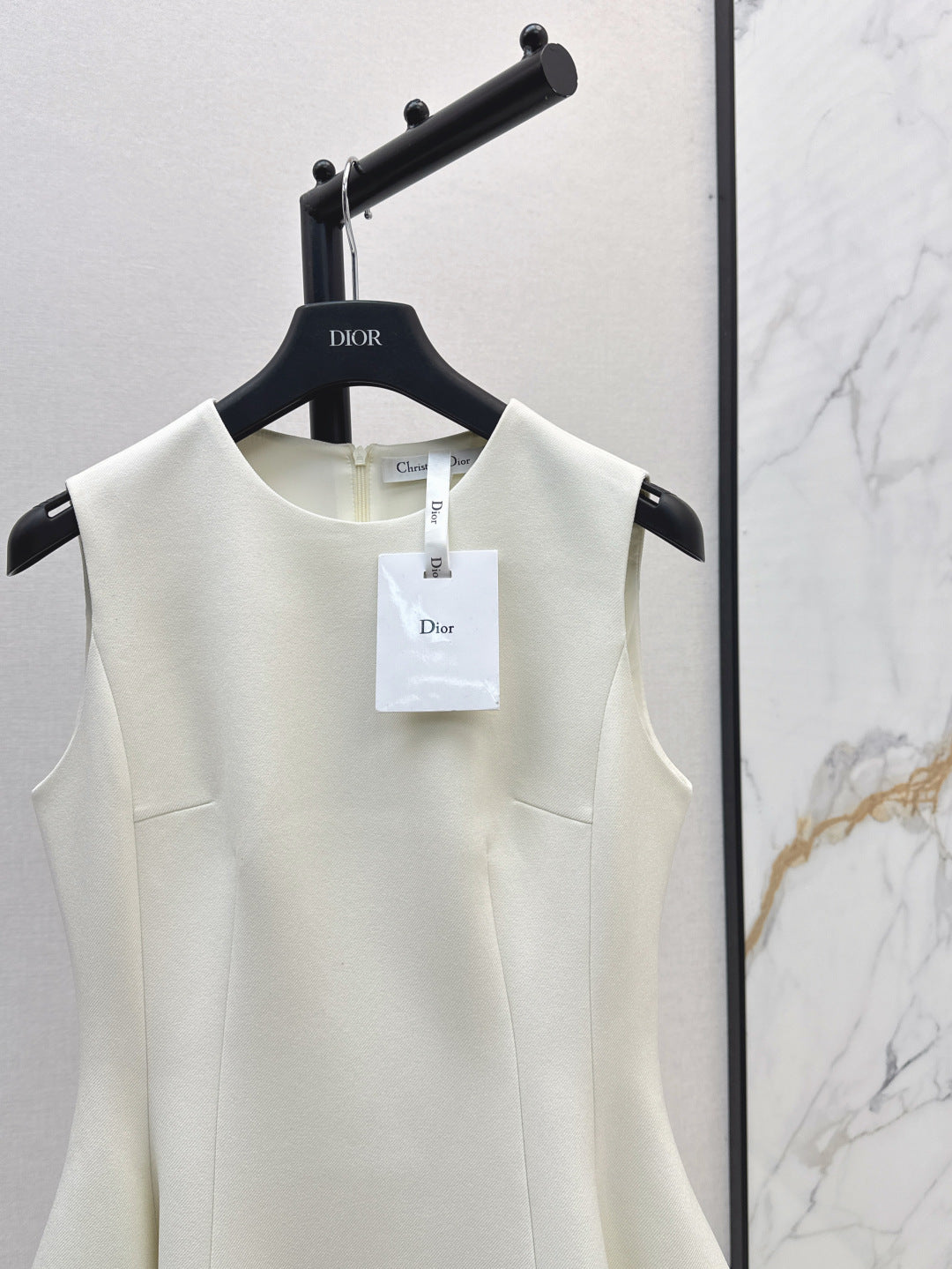 25fw sleeveless dress