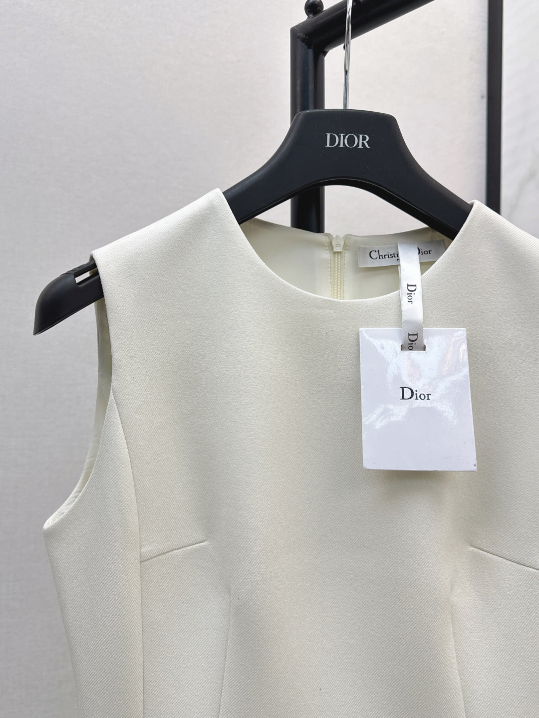 25fw sleeveless dress
