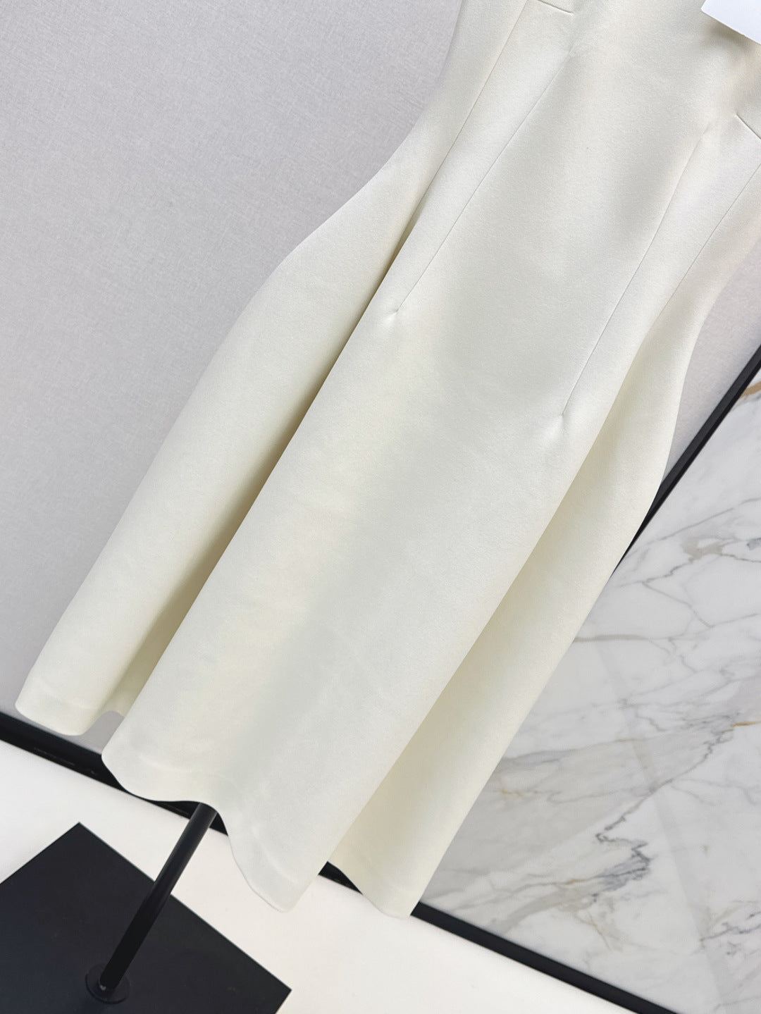 25fw sleeveless dress