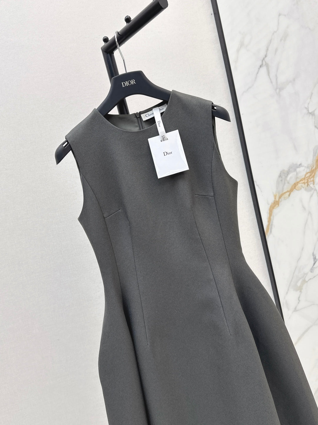 25fw sleeveless dress