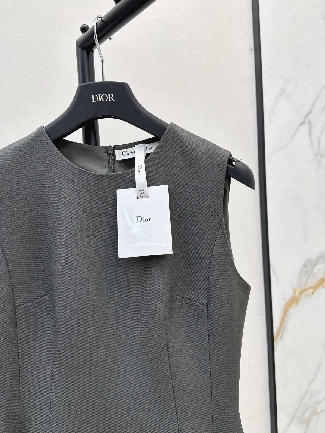 25fw sleeveless dress