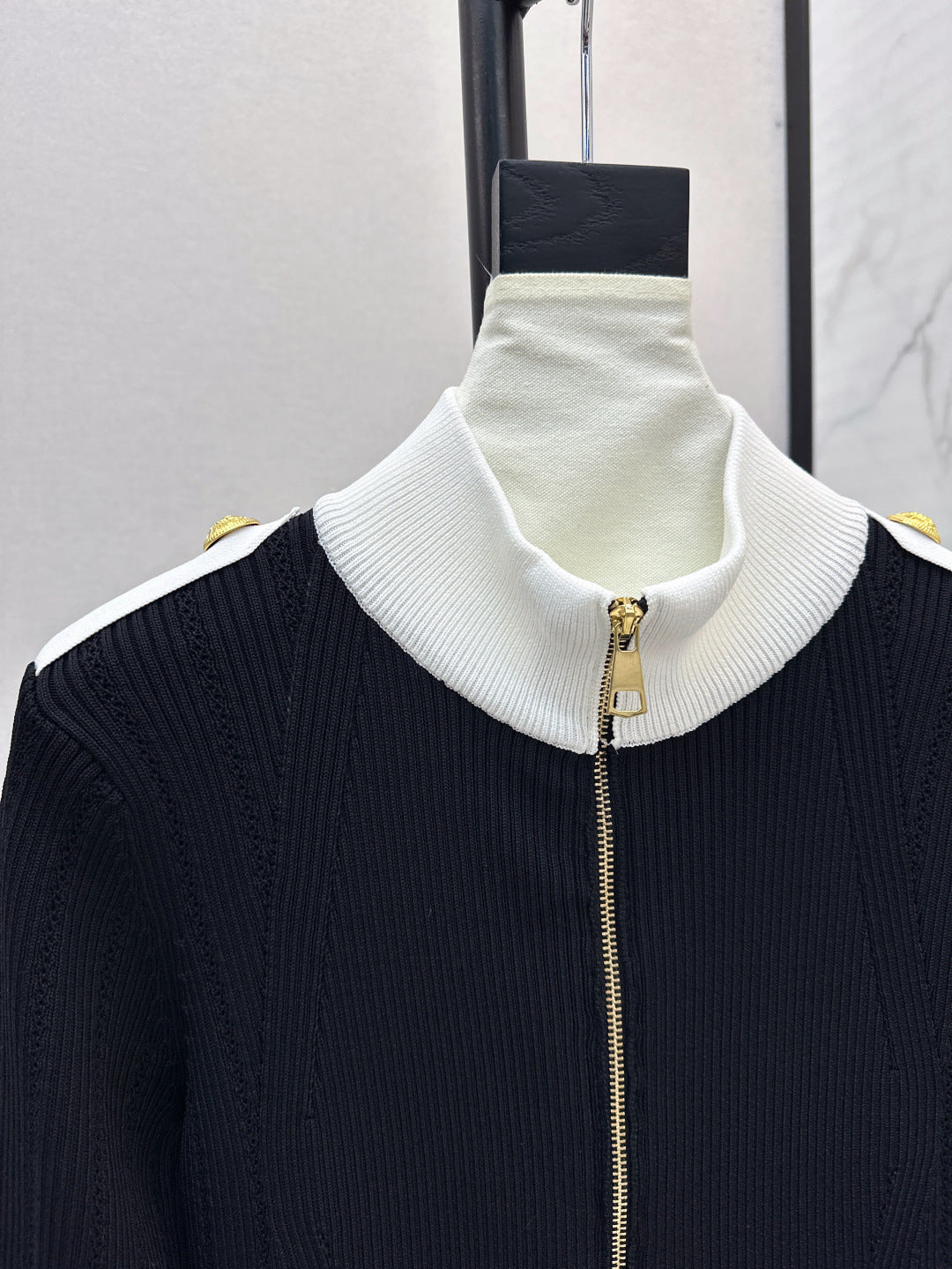 25fw knitted jacket
