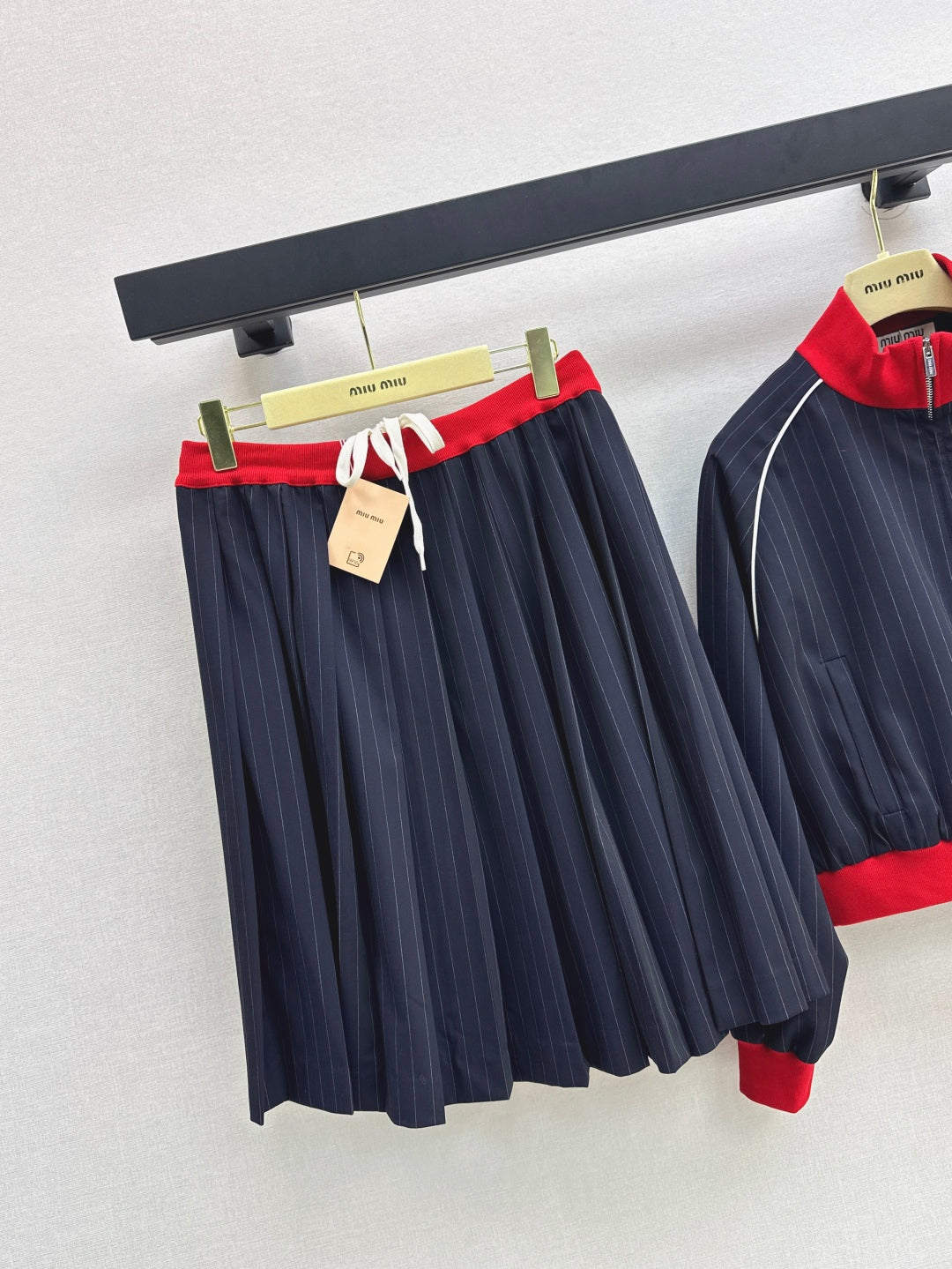 25fw pleated skirt