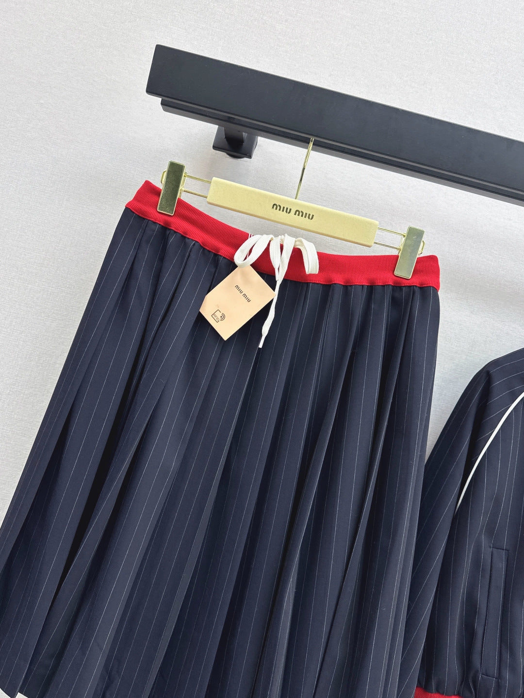 25fw pleated skirt