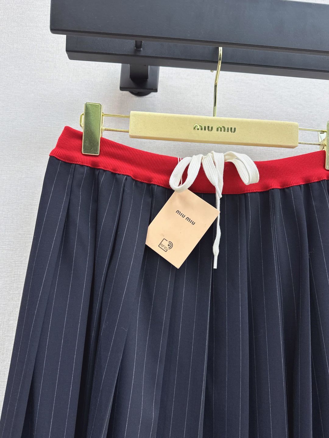 25fw pleated skirt