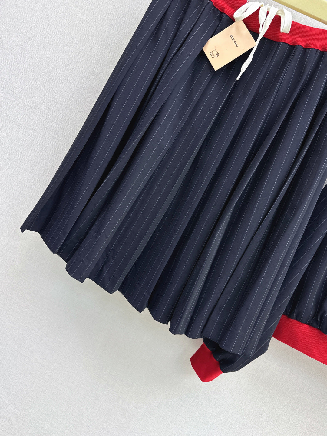 25fw pleated skirt