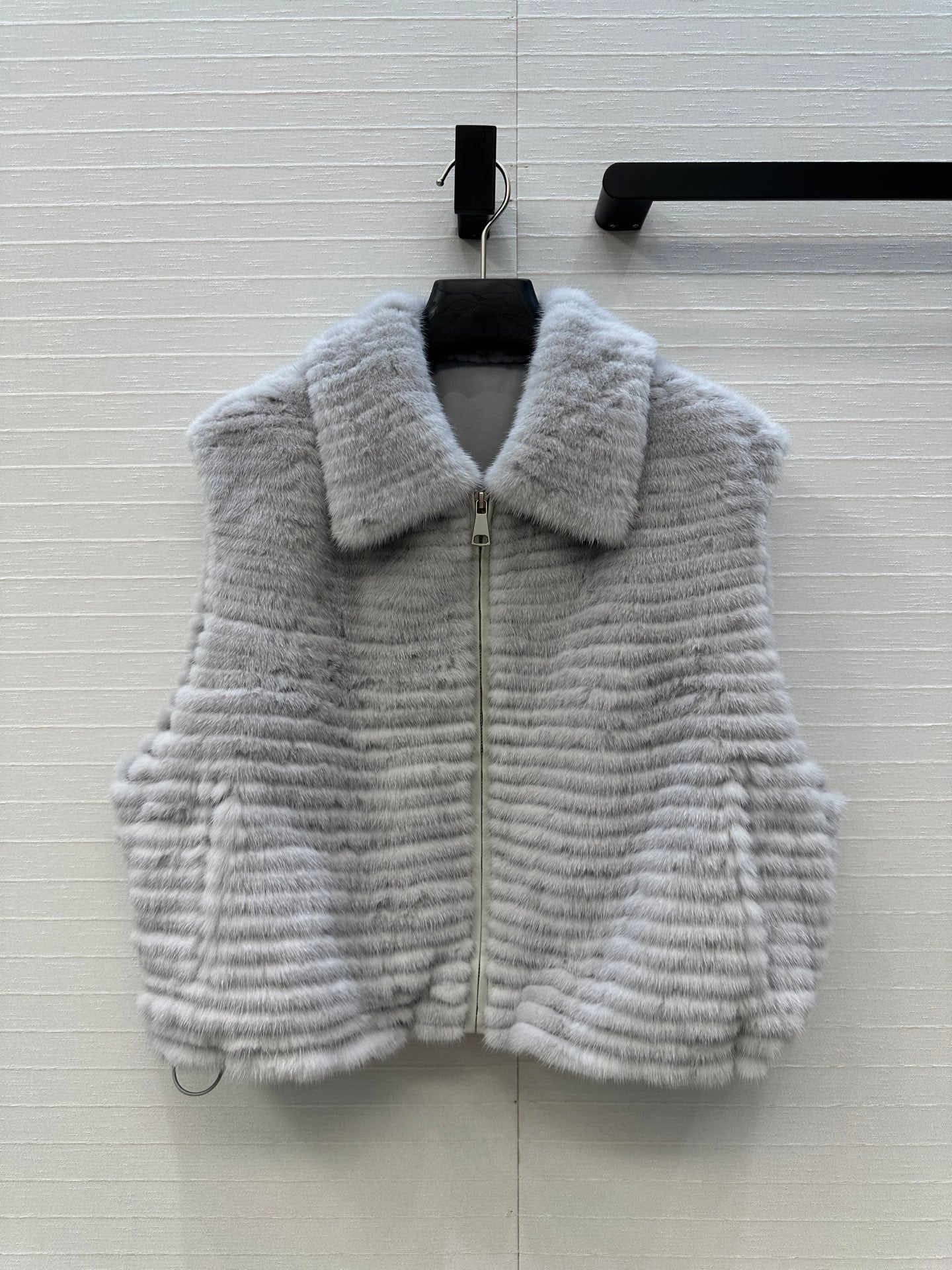 25fw fur vest
