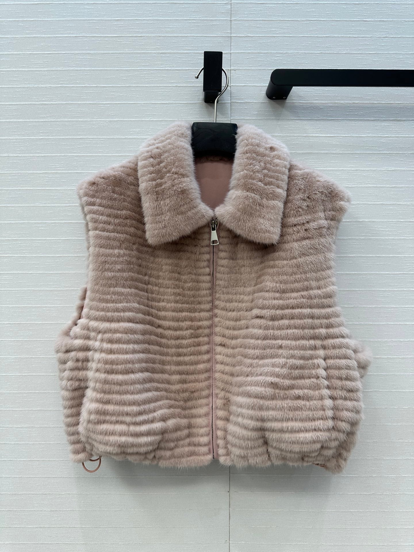 25fw fur vest