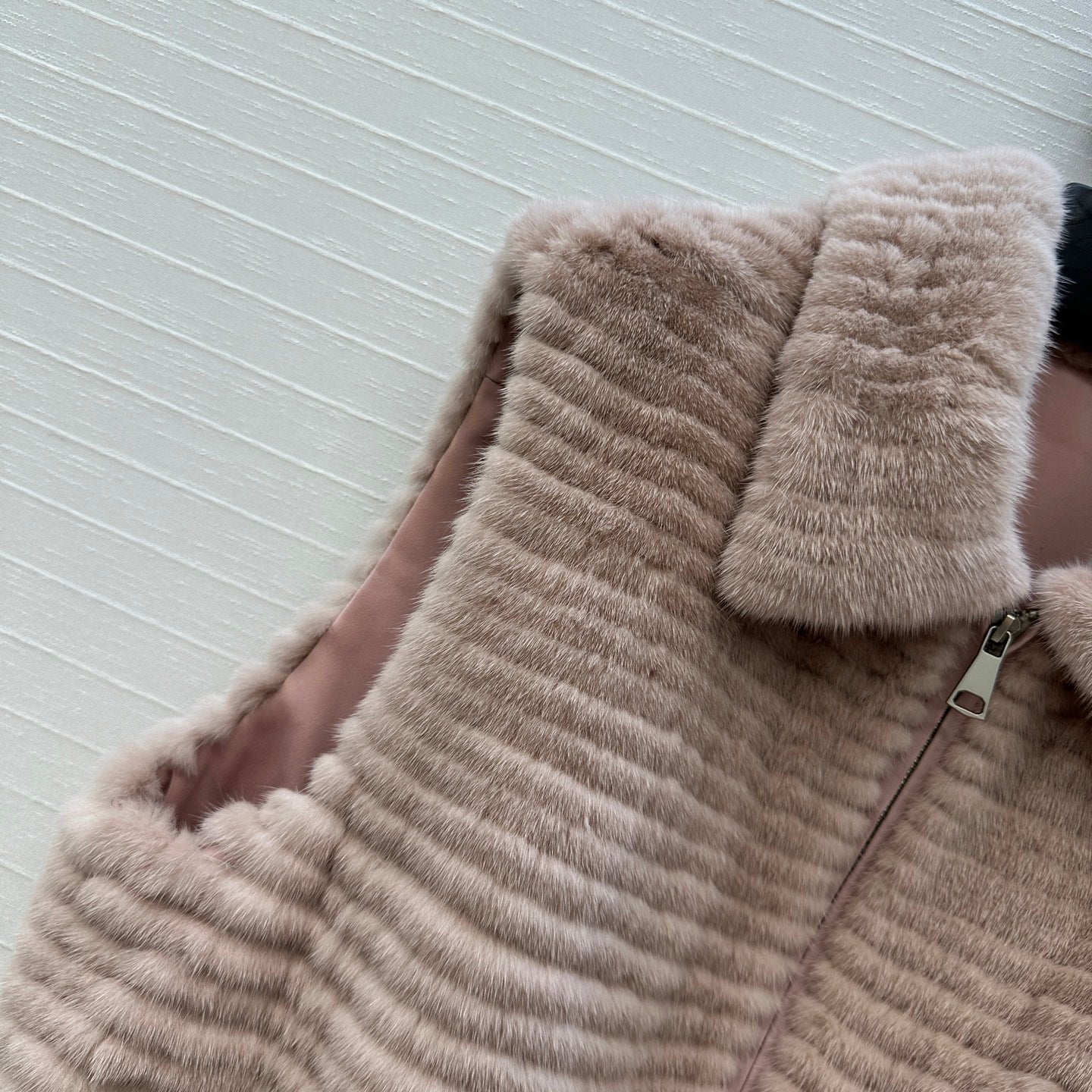 25fw fur vest