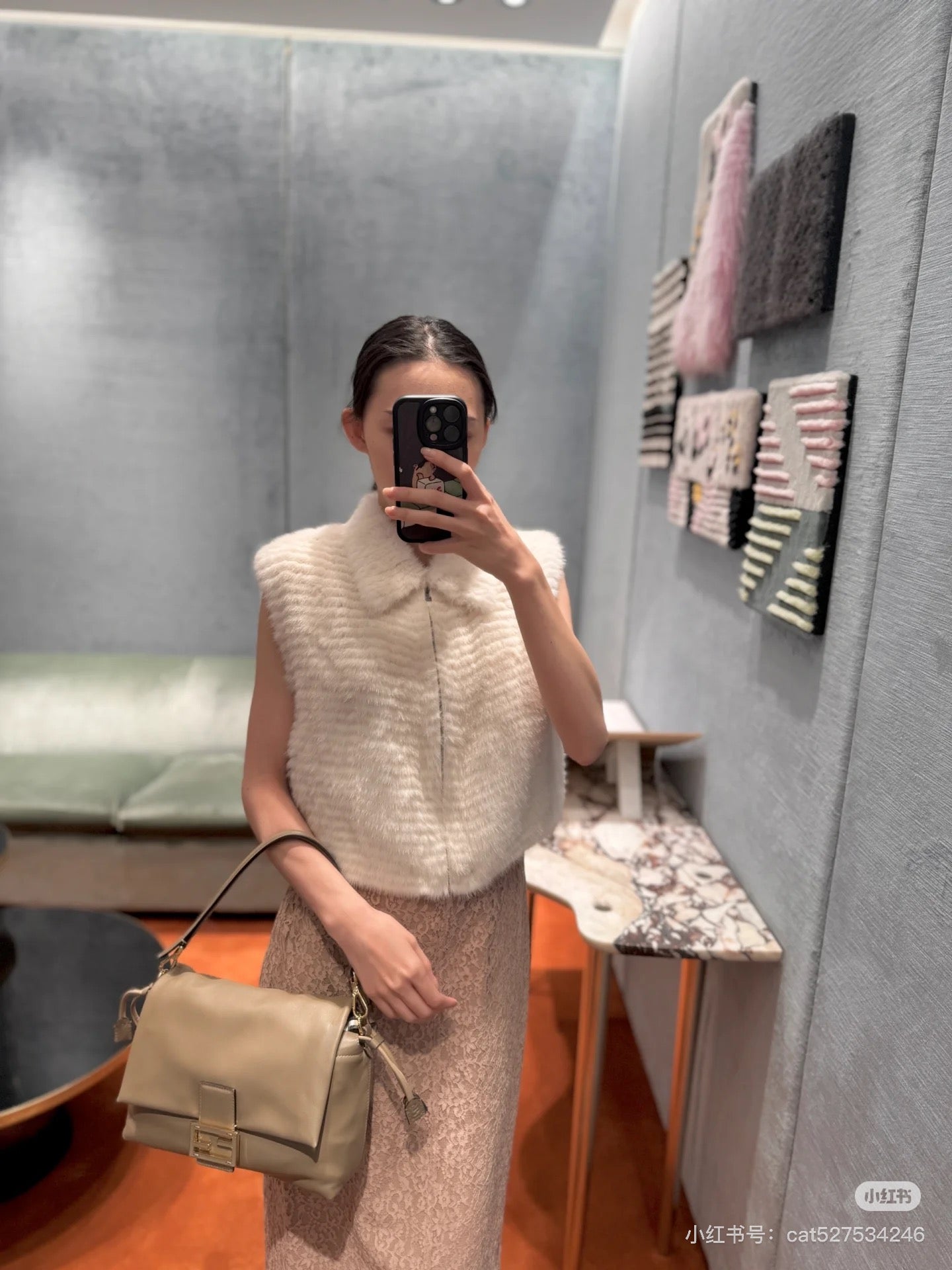 25fw fur vest